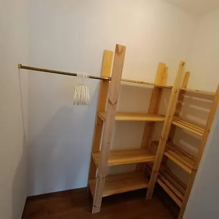 Zentrumsnah, Dennoch Im Gruenen Apartament