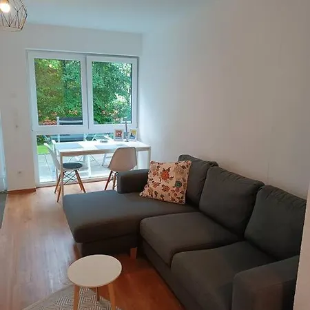 Zentrumsnah, Dennoch Im Gruenen Apartament Ravensburg